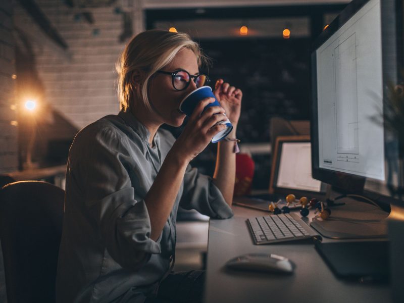 Fissac_Si trabajo por la noche, ¿cuándo debería comer?